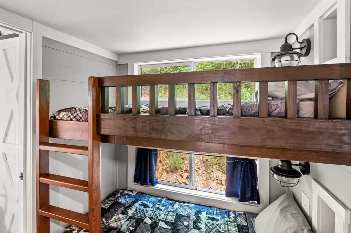 Crescent Moon Cabin Villa Sevierville Esterno foto
